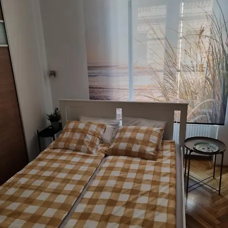 Appartement Bajnok Property
