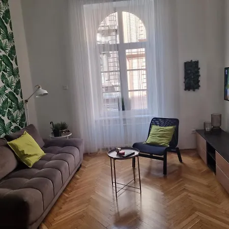 Bajnok Property Appartement