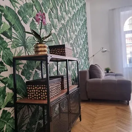 Bajnok Property Appartement